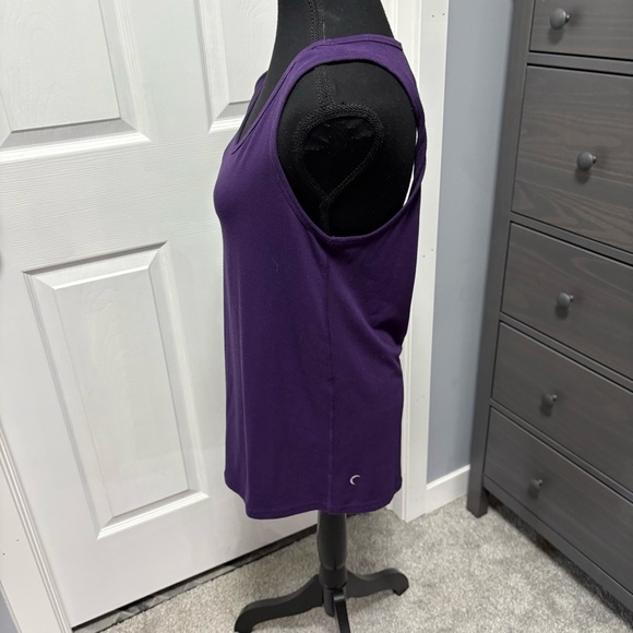 Zyia Tank - Picture 2 of 5